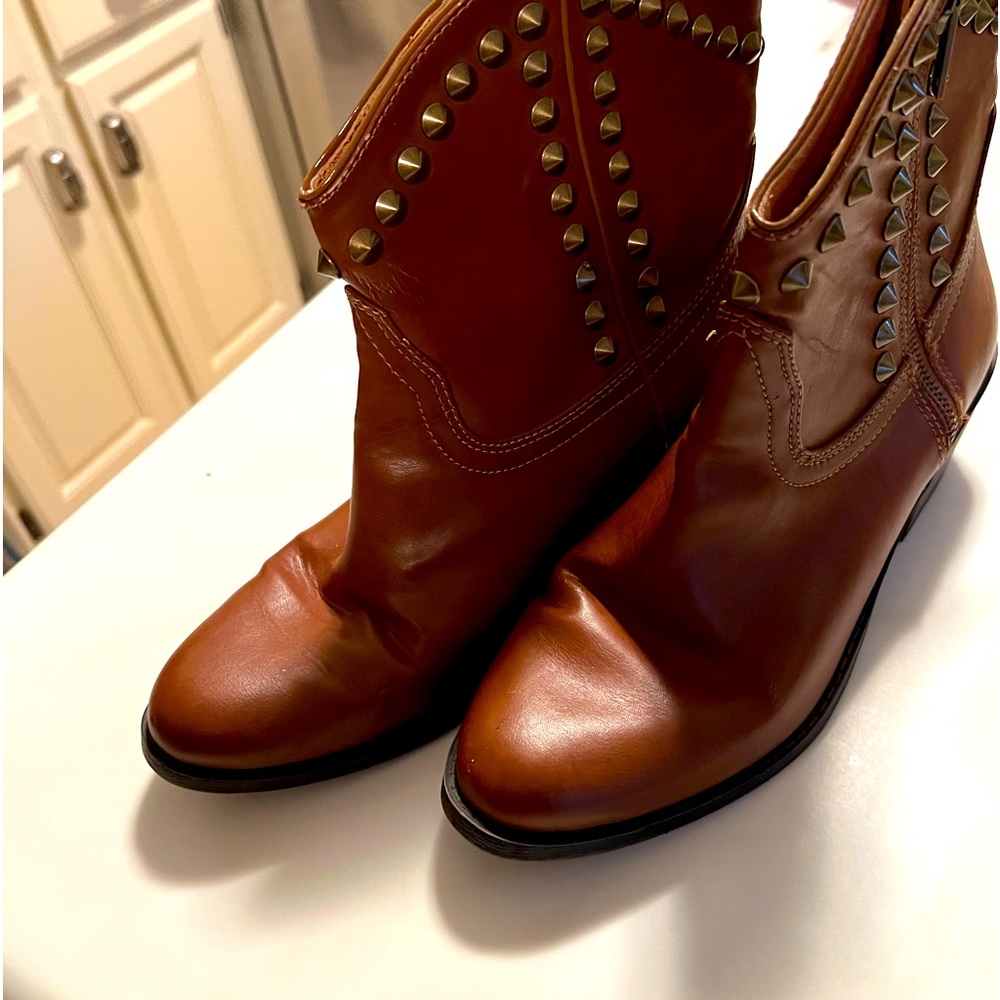 Rock and Republic studded boots